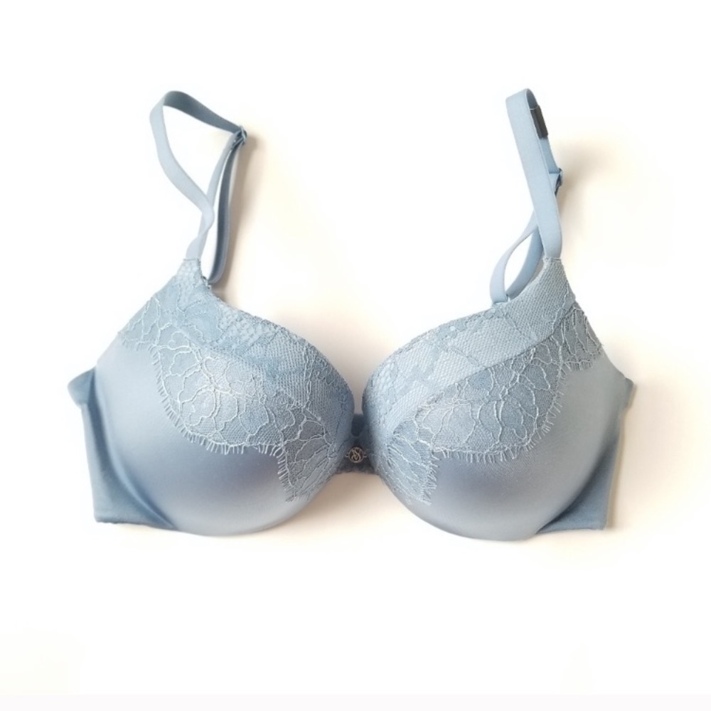 VICTORIA’S SECRET PUSH-UP BRA 32D